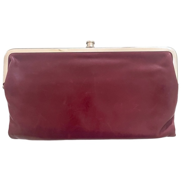 Hobo Lauren Clutch Wallet, Polished Leather, Sangria/Silver, OS